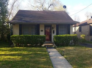 1705 E Power Ave, Victoria, TX 77901