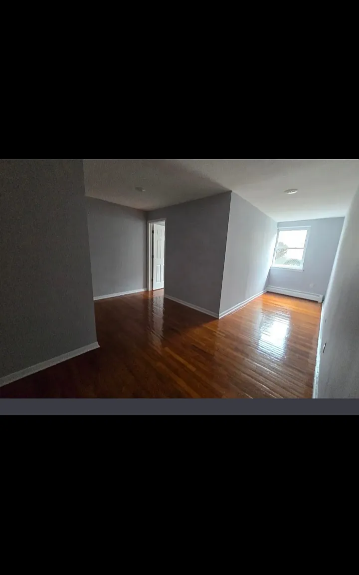 2 bed, $1,775 — Photo 2