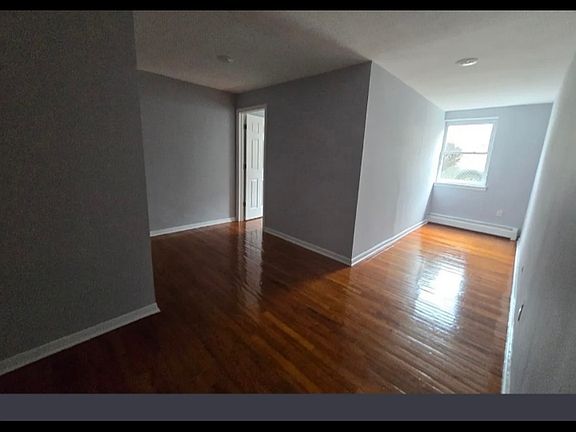 2nd image of 901 Stuyvesant Ave #1CC