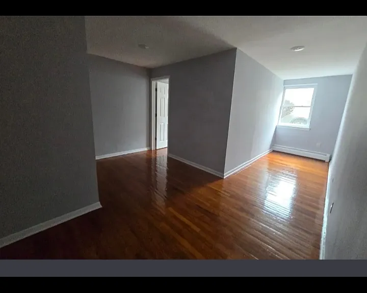 901 Stuyvesant Ave #1CC — Photo 2