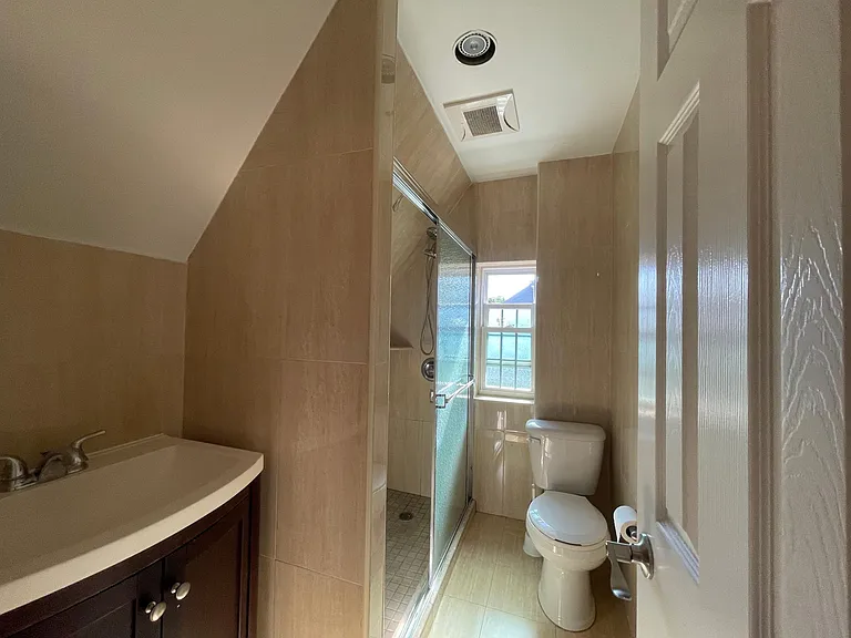 43-10 Orient Ave #2 — Photo 16