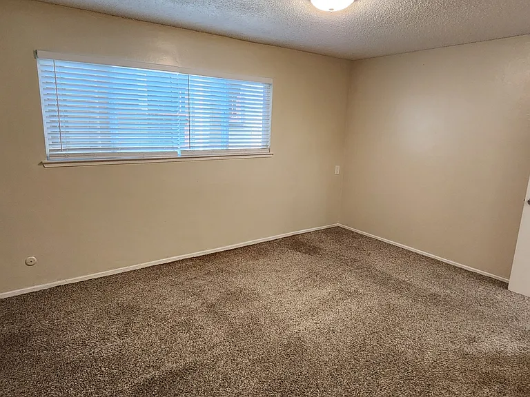 599 S 10th St #22 — Photo 17