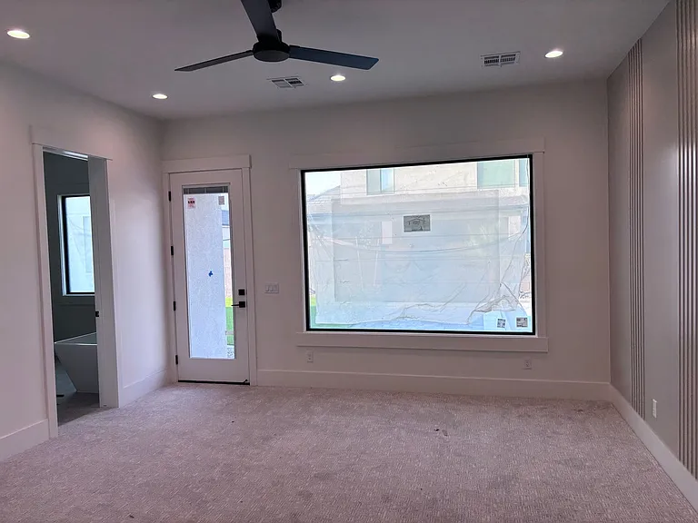 2688 E Rosedale Dr — Photo 11