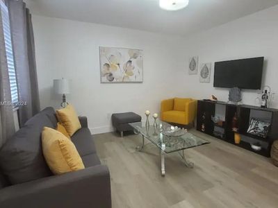 649 SW 9th St APT 108, Miami, FL, 33130