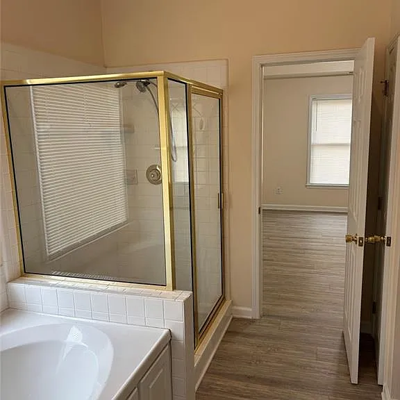 220 Cross Creek Dr — Photo 12