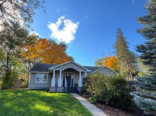 5112 Willow Ln, Minnetonka, MN 55345