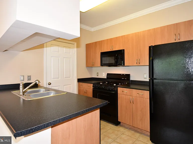 13502 Derry Glen Ct #202 — Photo 8