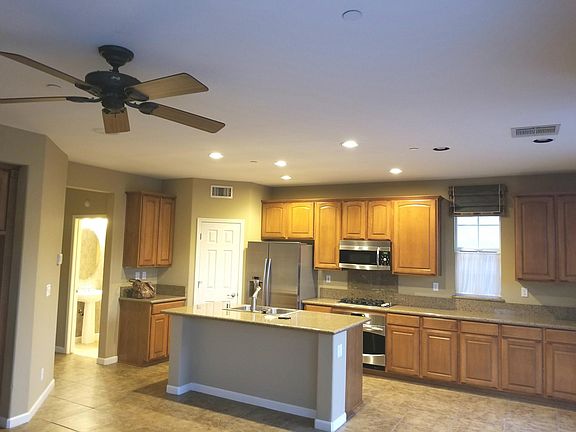 4th image of 7037 Sacred Cir