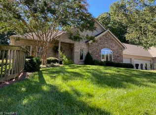9 Annalisa Dr, Greensboro, NC 27455