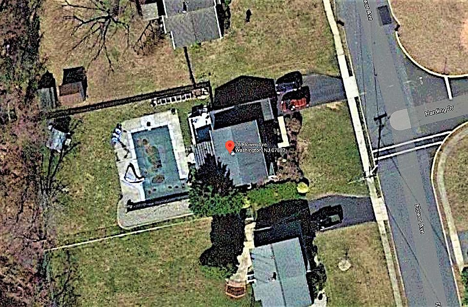 2nd image of 76 Flower Ave