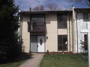 123 Drury Cir, Sterling, VA 20164