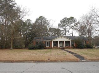 2908 Graham Dr, Kinston, NC 28504