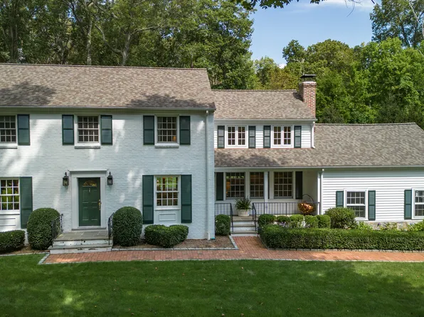 37 Fox Run Road, New Canaan, CT 06840