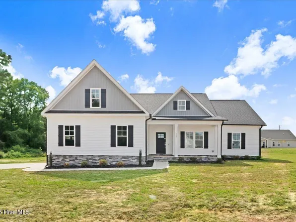 103 Baileys Place, Pikeville, NC 27863