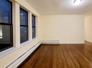 2747 N Sawyer Ave #216, Chicago, IL 60647