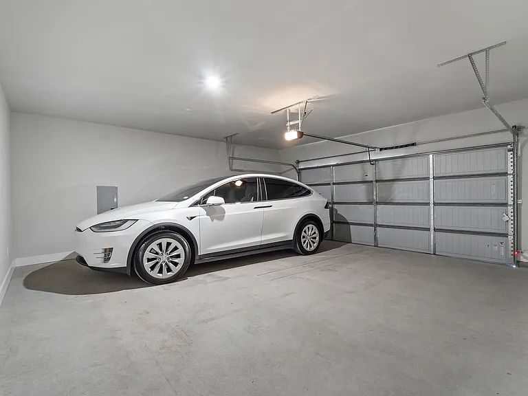 Garage Garage