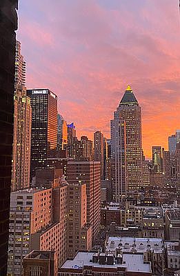 5th image of 322 W 57th St APT 31P