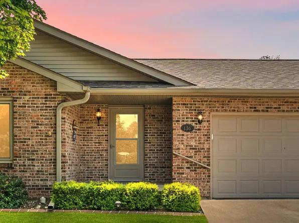 136 Regency Pkwy, La Porte, IN 46350