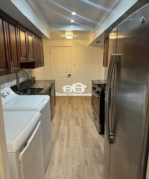 10236 Prince Pl #T4 — Photo 3