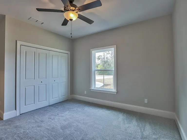 43 Sarlan Garden Dr — Photo 24