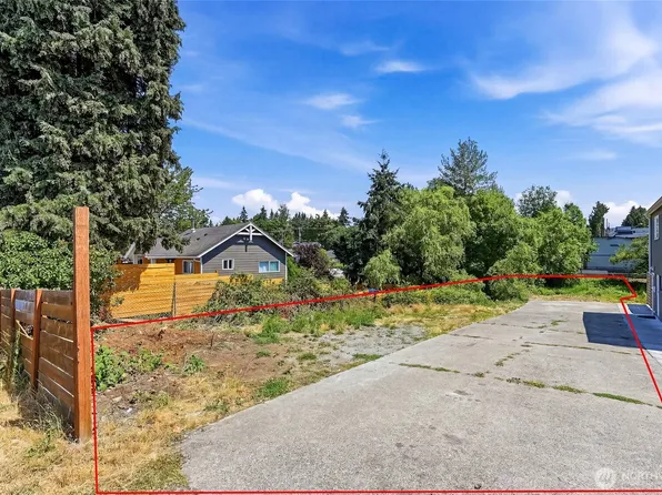 13426 22nd Avenue S, Seattle, WA 98168