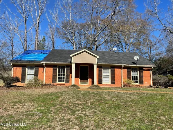 208 Squirrel Hill Dr, Ridgeland, MS 39157
