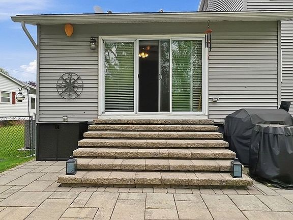 4th image of 24 Ardencrest Rd