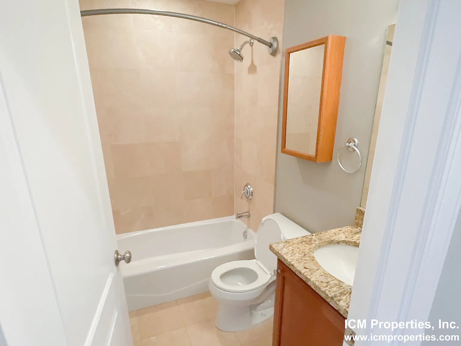 1 bed, 640 sqft, $2,375 — Photo 2