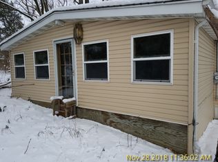 22453 Waller Rd, Fulton, IL 61252