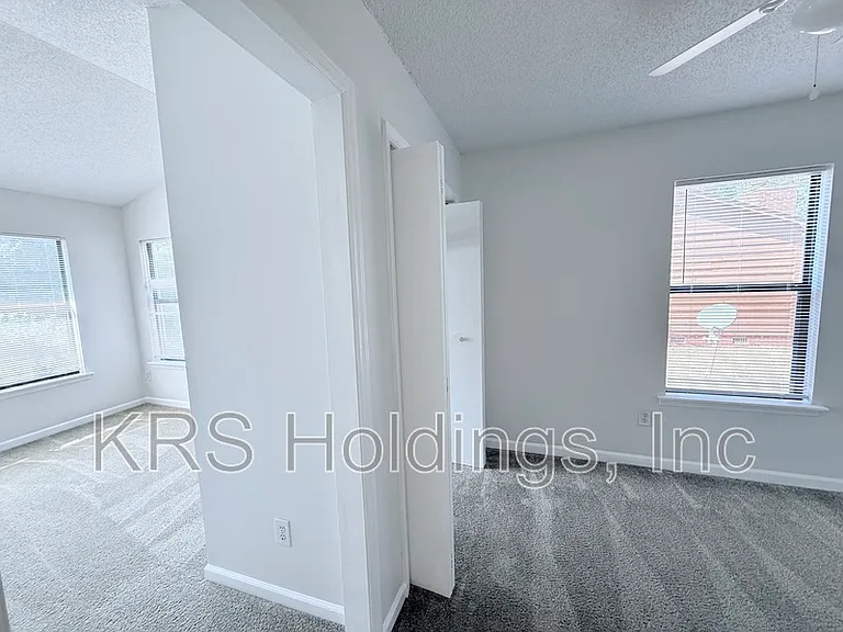 612 Kendall Dr — Photo 8