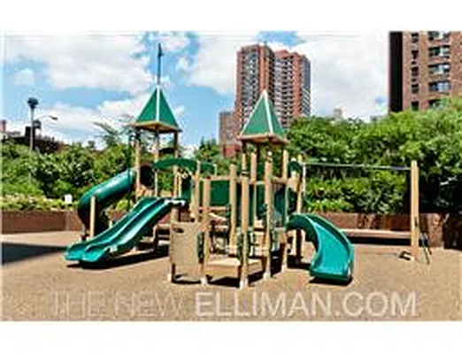 Rented by Douglas Elliman | media 2