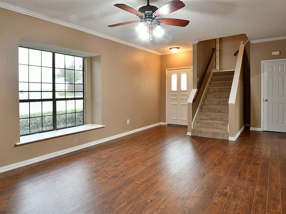 4th image of 8943 Camfield Way St
