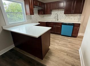 9514 S La Salle St APT 2, Chicago, IL 60628