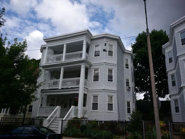 7 Stockton St, Dorchester, MA 02124