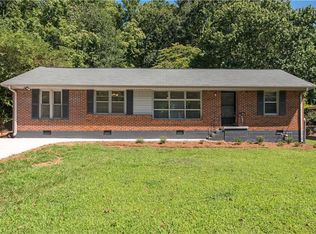 1296 Wisteria Dr, Mableton, GA