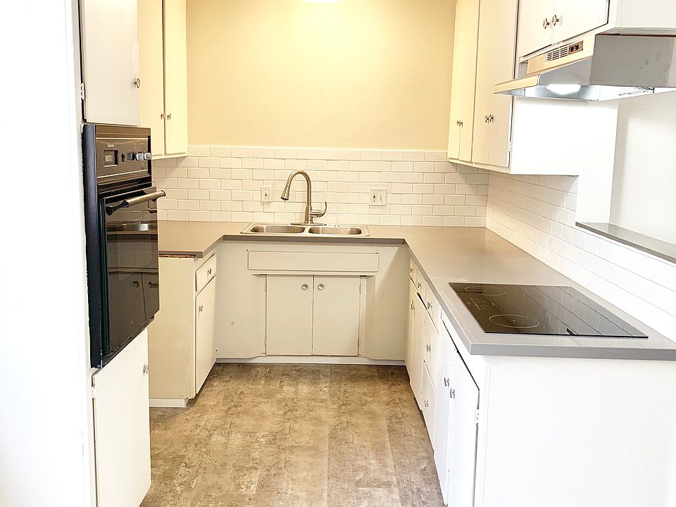 1st image of 7318 Newlin Ave #3/4