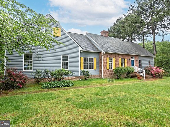 2nd image of 412 Friendship Dr