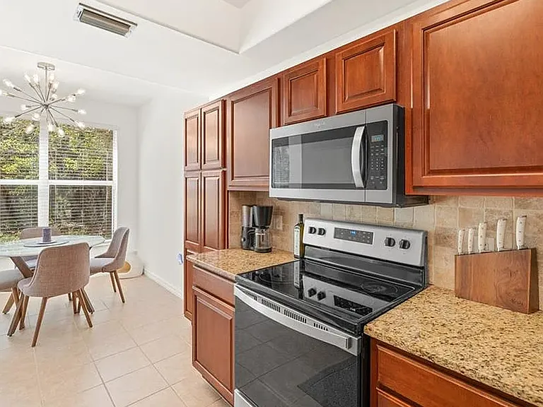 1315 Henley St #1006 — Photo 21