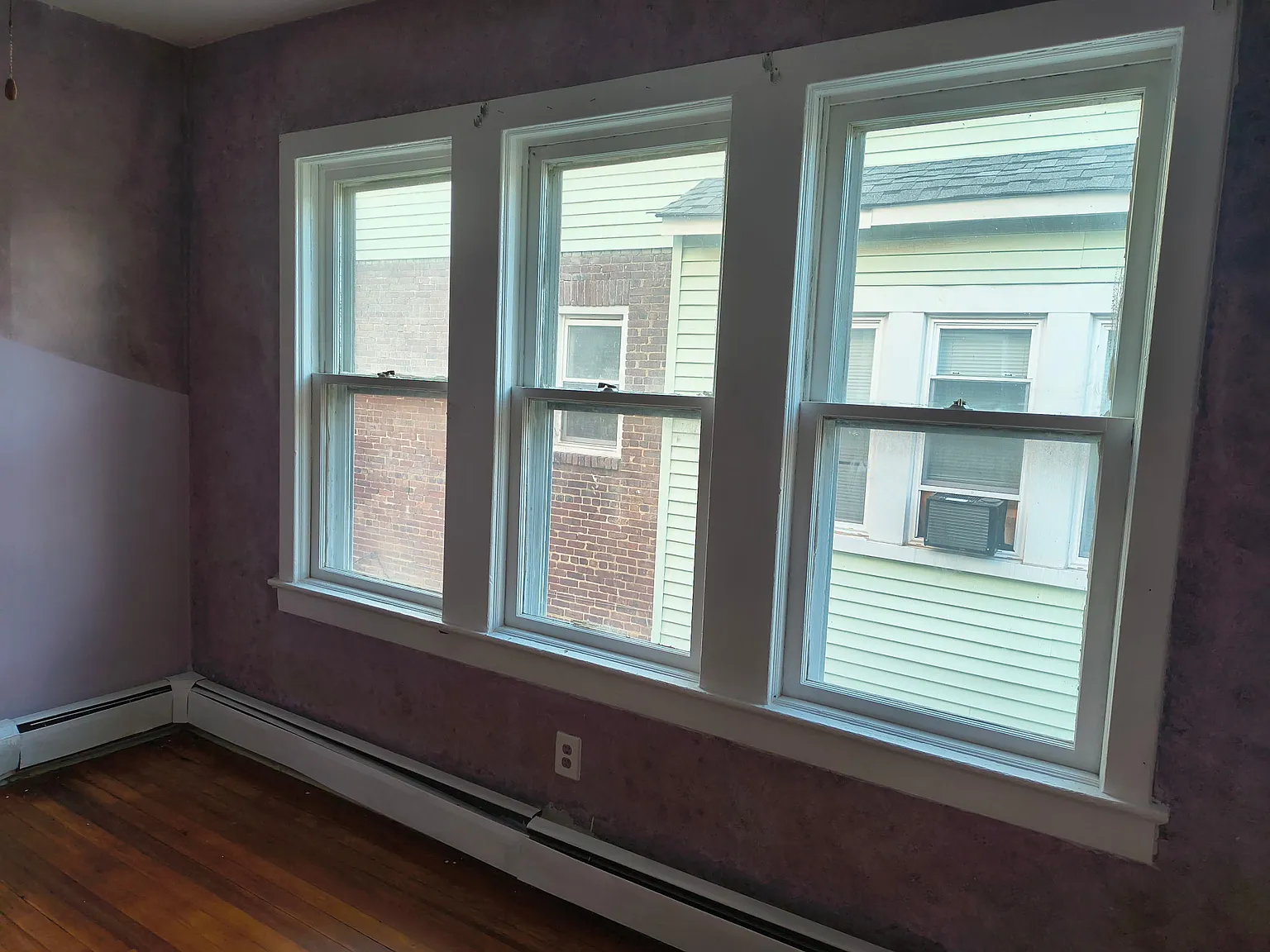 4 bed, 1396 sqft, $2,000 — Photo 3