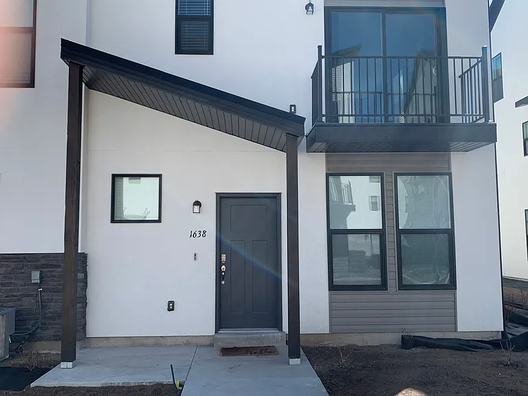 1638 N 1330 E — Photo 3