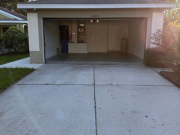 3rd image of 11603 Hammocks Glade Dr