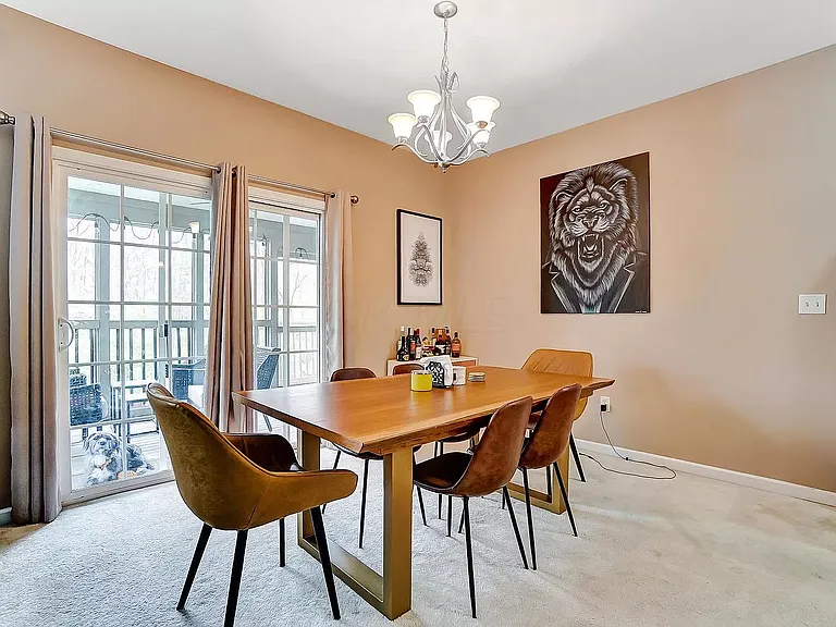 728 Spring Valley Dr — Photo 12