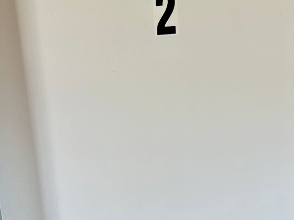 904 E Tioga St APT 2