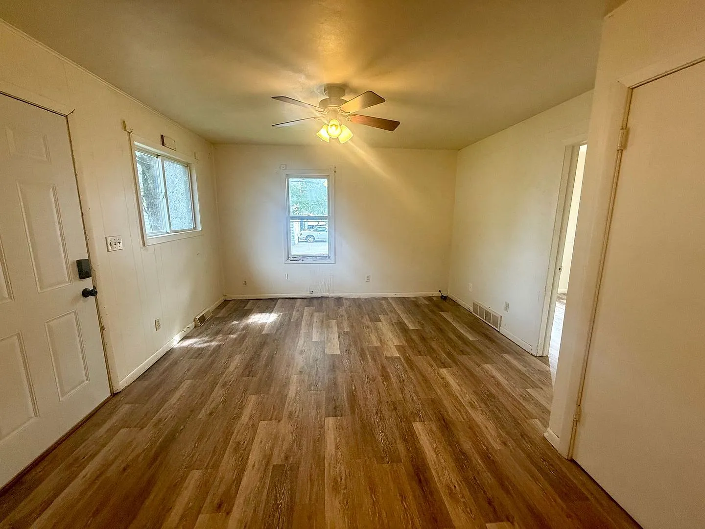 316 N 1st Avenue — Photo 3