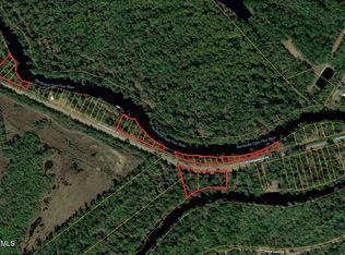 4-11 Croomsbridge Rd, Burgaw, NC 28425