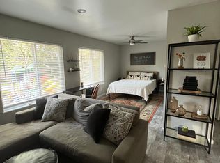 931 N Temple Ave #B, Indianapolis, IN