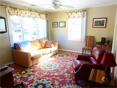 2 bed, 730 sqft, $1,600 — Photo 3