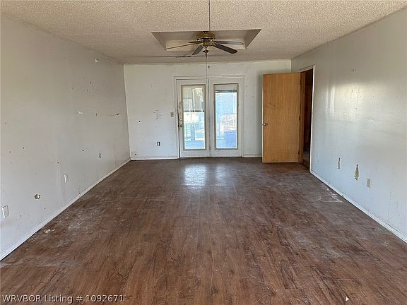 5th image of 3503 Newlon Rd