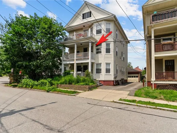 60 11th St, Providence, RI 02906