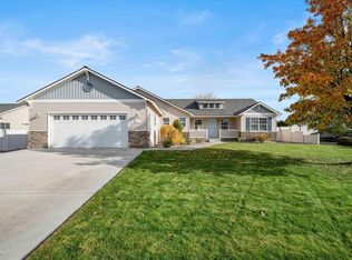 6107 Cowlitz Ln, Pasco, WA 99301
